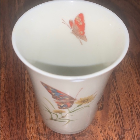 Vintage Tumbler Vase Takahashi San Francisco Butterflies Hand decorated 4 inches - Picture 1 of 5